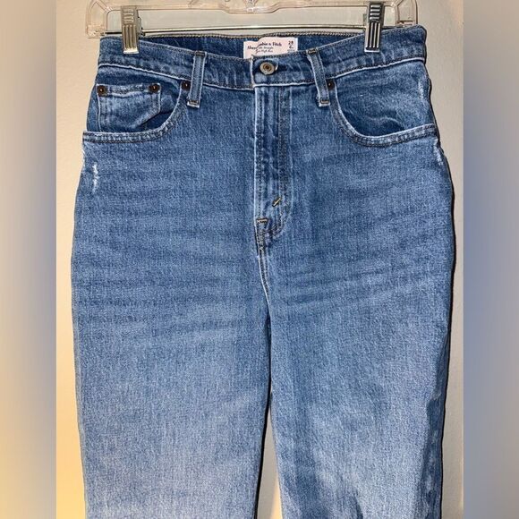 Abercrombie & fitch curve love 90’s straight ultra high rise jeans 6/28 Short #7 - Picture 3 of 8